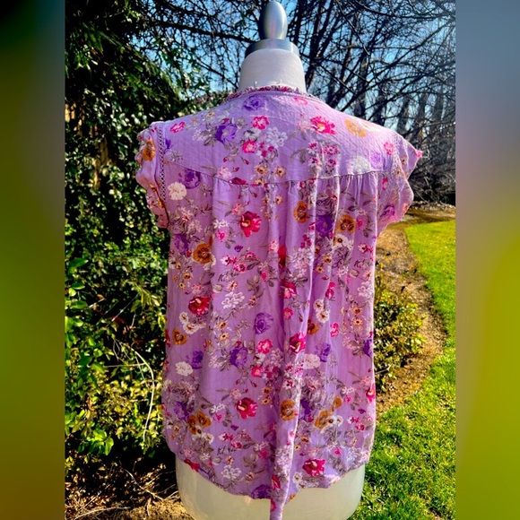 BUFFALO DAVID BITTON 🌻Floral lavender Blouse - Picture 7 of 7